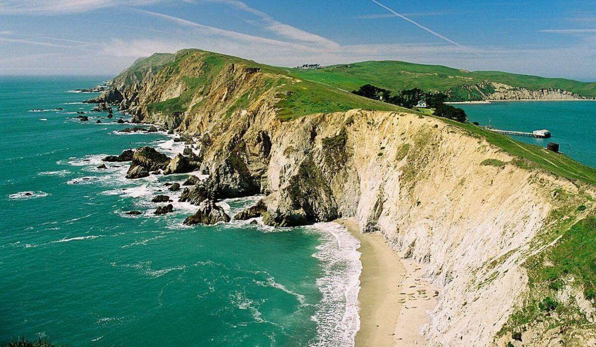 Guide on Winter Backpacking in California - Insider Tips