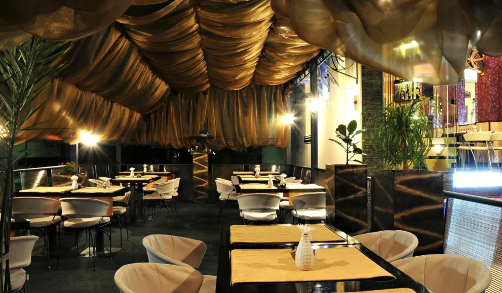 Exploring Restaurant and Café in Gatlinburg