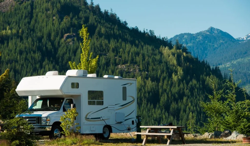 Best Time to Go RV Camping in Nashville